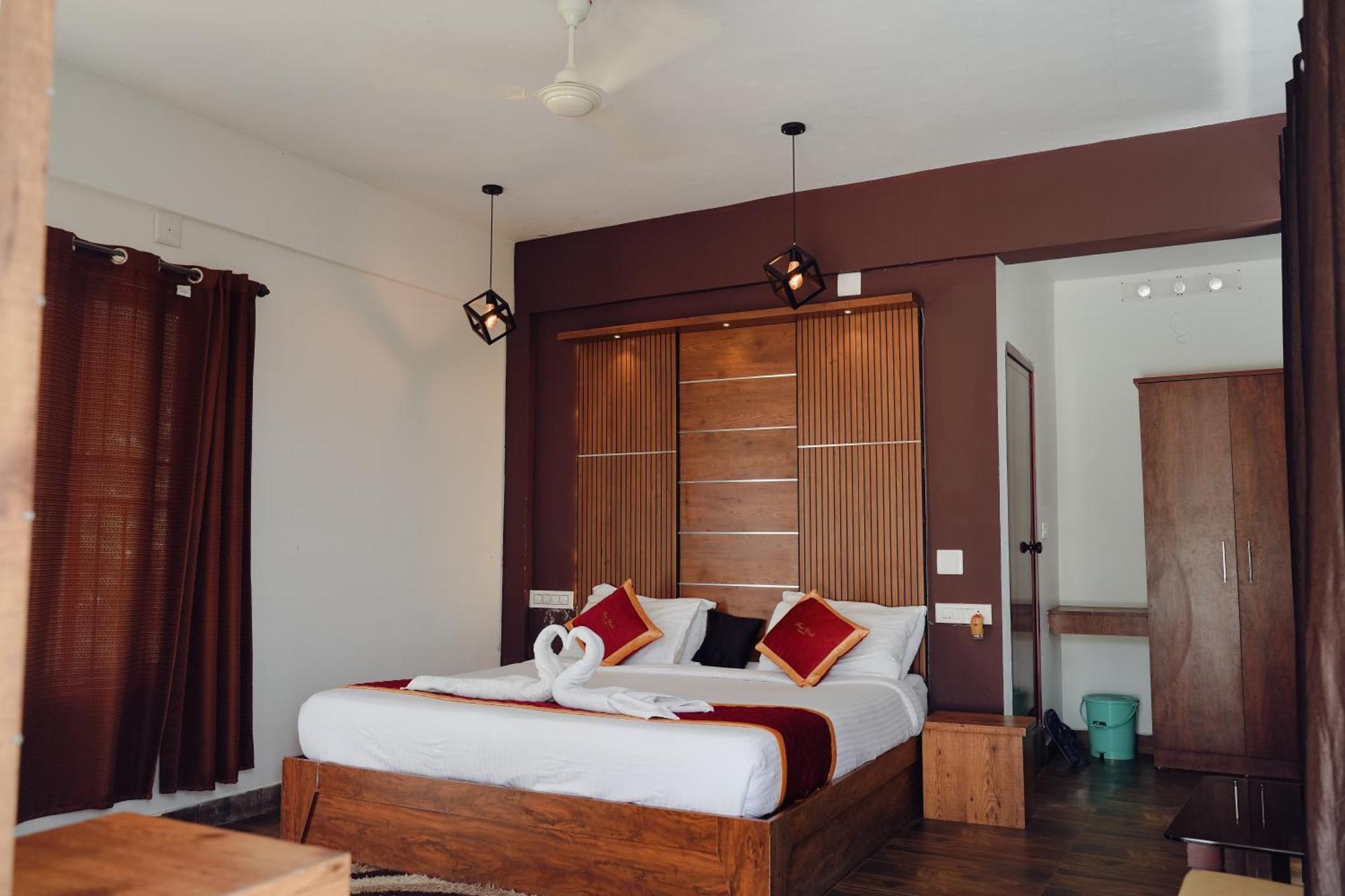 Haze Woods Resort Vaduvanchal Exterior foto